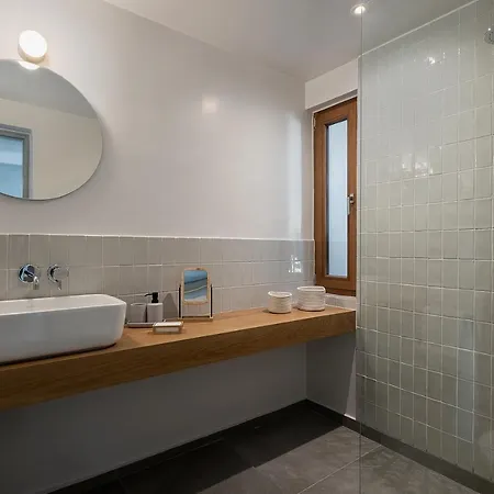 Lofos Casteli Sunlight