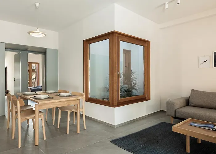 Lofos Casteli Sunlight