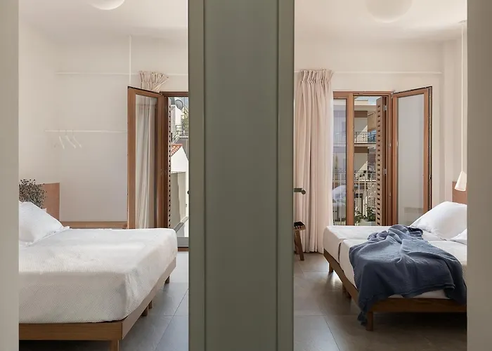 Lofos Casteli Sunlight